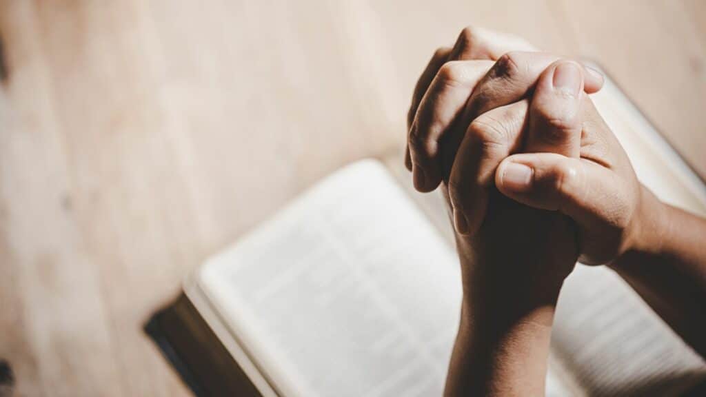 7 Hacks on Learning to Pray Smart in This Fast-paced World 30 7 Hacks on Learning to Pray Smart in This Fast-paced World