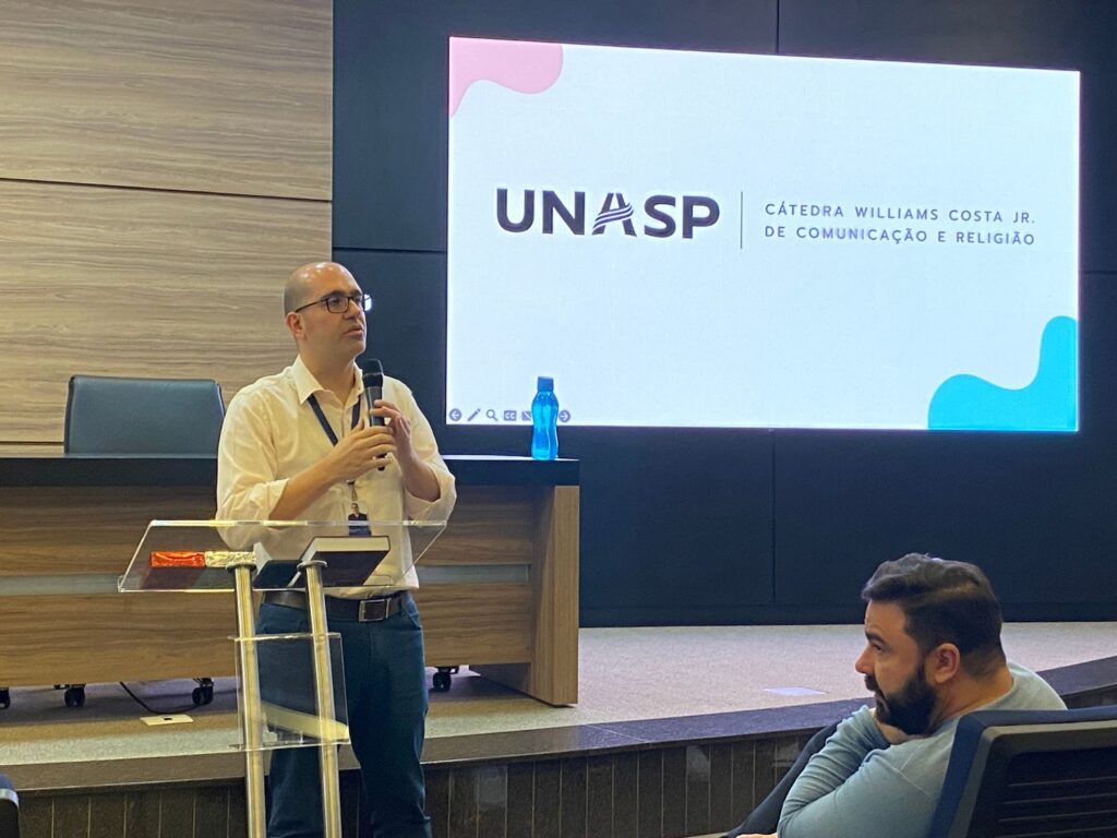 UNASP lança e-book “Play & Pray: missão e evangelismo na era dos games" 4 man talking